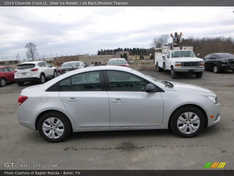 Silver Ice Metallic / Jet Black/Medium Titanium 2014 Chevrolet Cruze LS