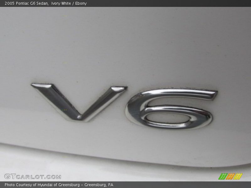 Ivory White / Ebony 2005 Pontiac G6 Sedan