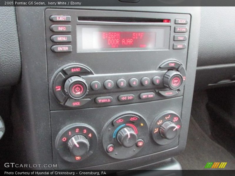Ivory White / Ebony 2005 Pontiac G6 Sedan