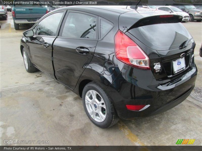 Tuxedo Black / Charcoal Black 2014 Ford Fiesta SE Hatchback