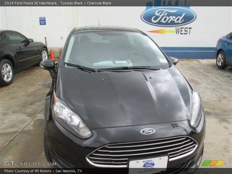 Tuxedo Black / Charcoal Black 2014 Ford Fiesta SE Hatchback