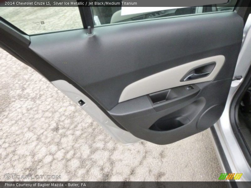 Silver Ice Metallic / Jet Black/Medium Titanium 2014 Chevrolet Cruze LS