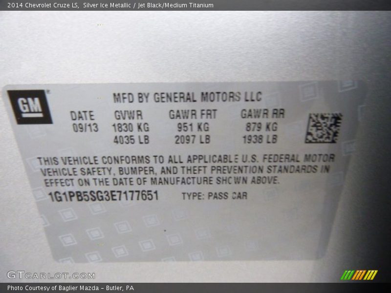 Silver Ice Metallic / Jet Black/Medium Titanium 2014 Chevrolet Cruze LS