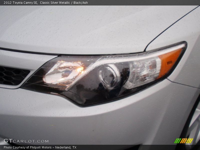 Classic Silver Metallic / Black/Ash 2012 Toyota Camry SE