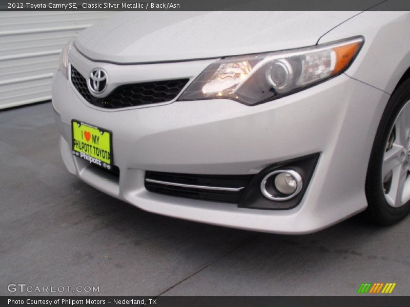 Classic Silver Metallic / Black/Ash 2012 Toyota Camry SE