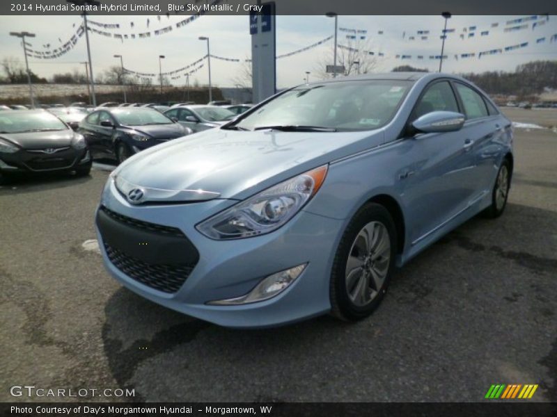 Front 3/4 View of 2014 Sonata Hybrid Limited