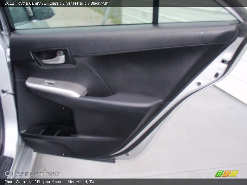 Classic Silver Metallic / Black/Ash 2012 Toyota Camry SE