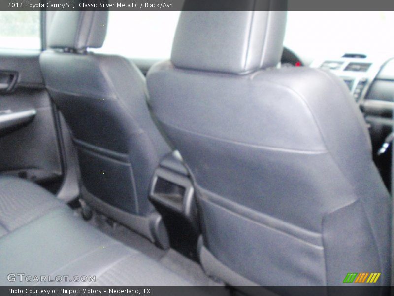 Classic Silver Metallic / Black/Ash 2012 Toyota Camry SE