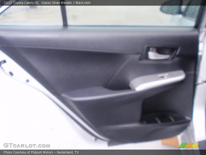 Classic Silver Metallic / Black/Ash 2012 Toyota Camry SE