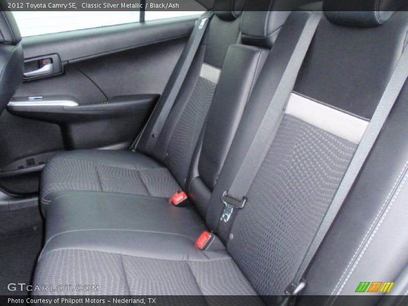 Classic Silver Metallic / Black/Ash 2012 Toyota Camry SE