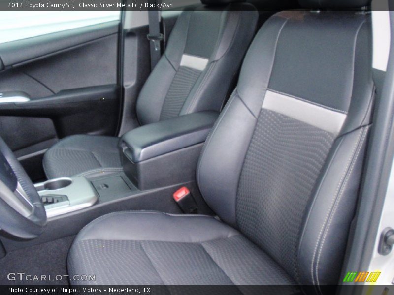 Classic Silver Metallic / Black/Ash 2012 Toyota Camry SE