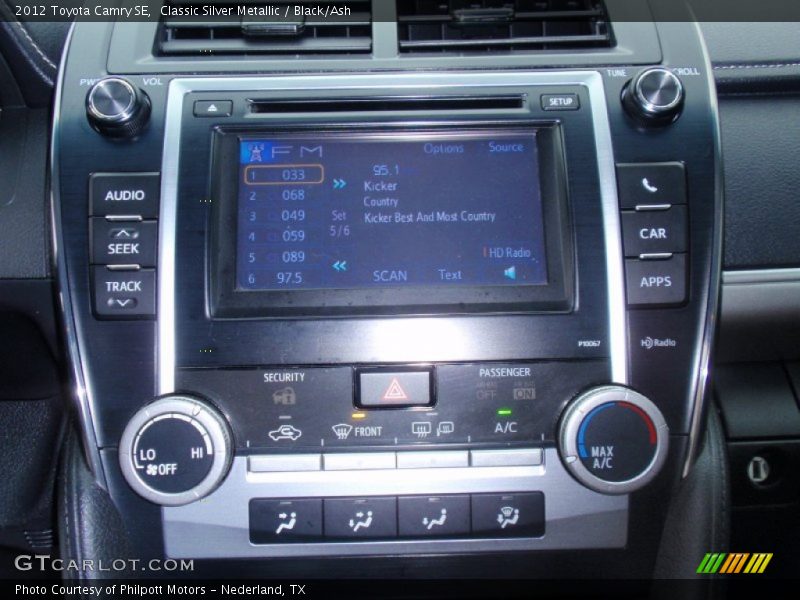 Classic Silver Metallic / Black/Ash 2012 Toyota Camry SE