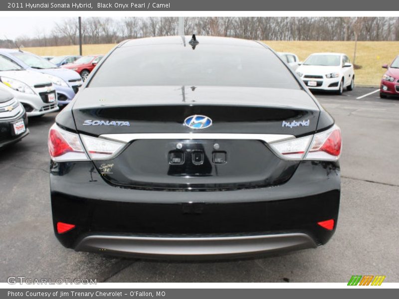 Black Onyx Pearl / Camel 2011 Hyundai Sonata Hybrid