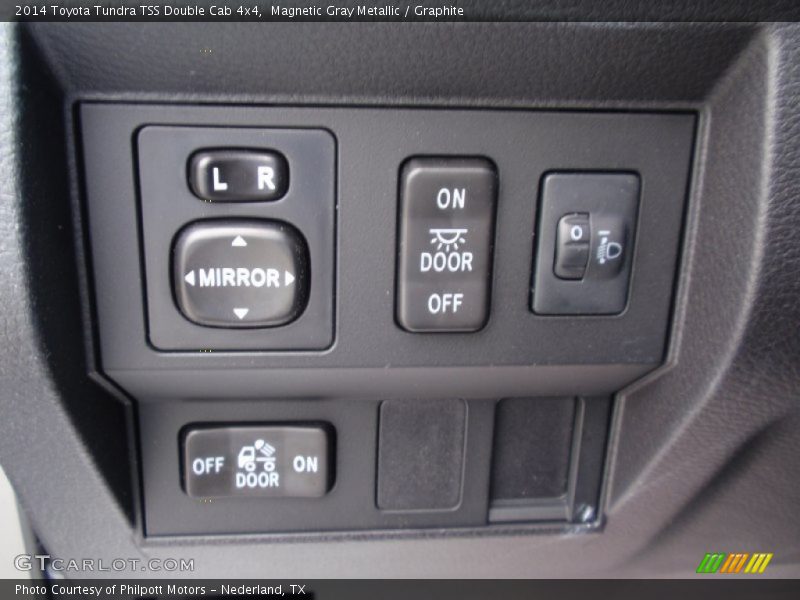 Magnetic Gray Metallic / Graphite 2014 Toyota Tundra TSS Double Cab 4x4