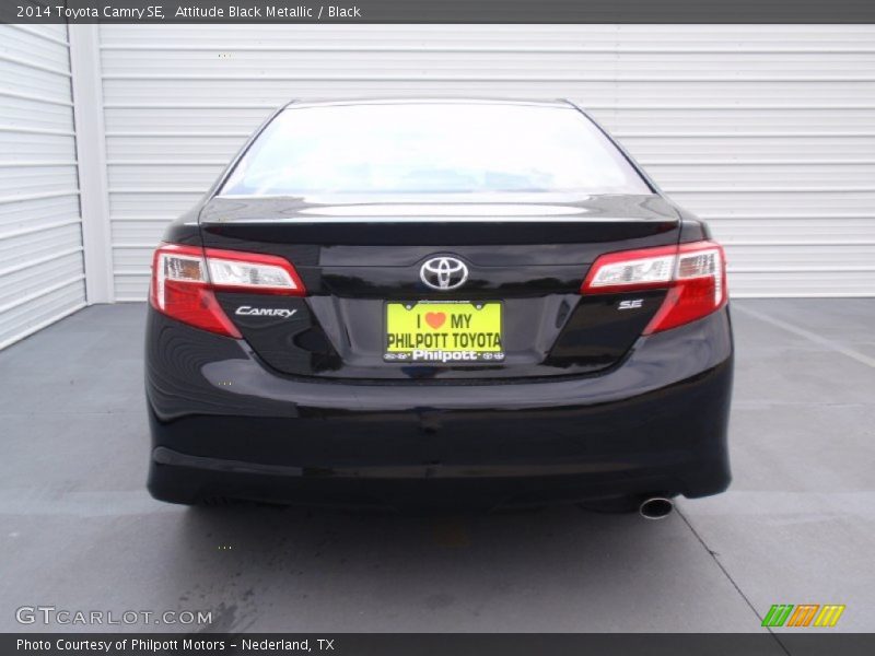 Attitude Black Metallic / Black 2014 Toyota Camry SE