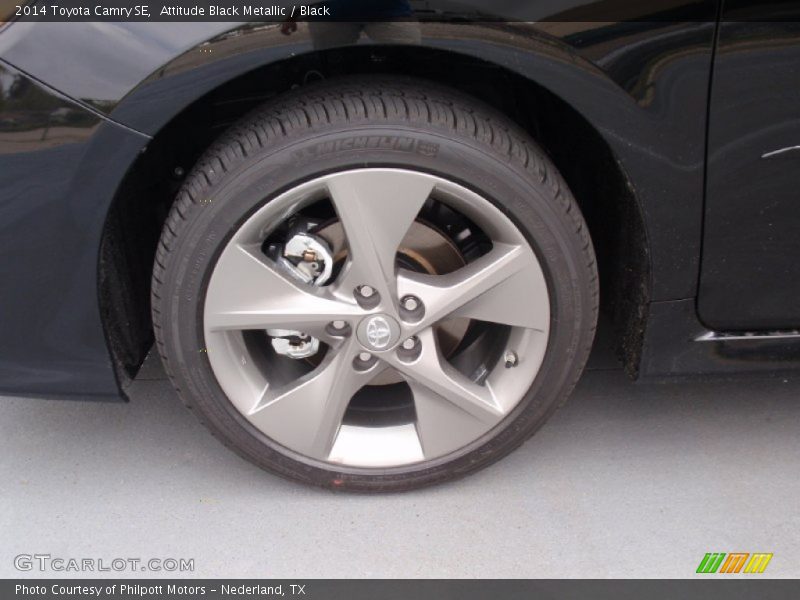 Attitude Black Metallic / Black 2014 Toyota Camry SE