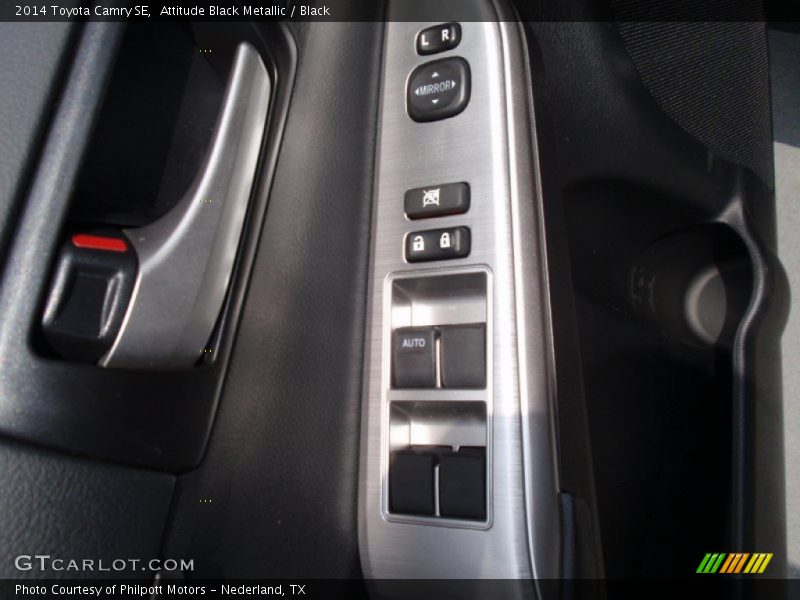 Attitude Black Metallic / Black 2014 Toyota Camry SE