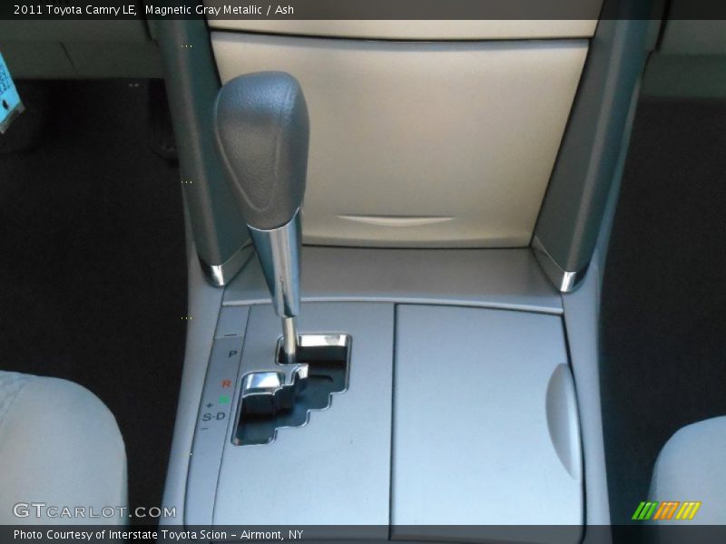 Magnetic Gray Metallic / Ash 2011 Toyota Camry LE