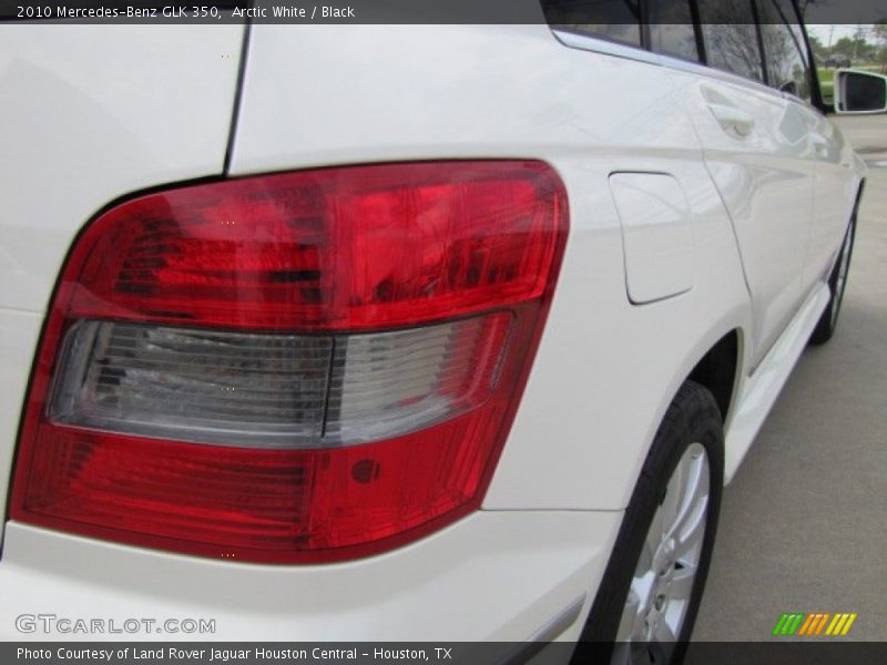 Arctic White / Black 2010 Mercedes-Benz GLK 350