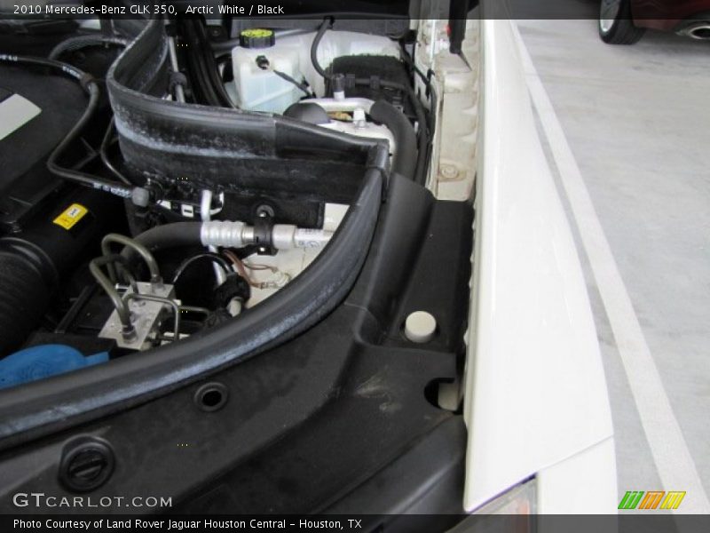 Arctic White / Black 2010 Mercedes-Benz GLK 350