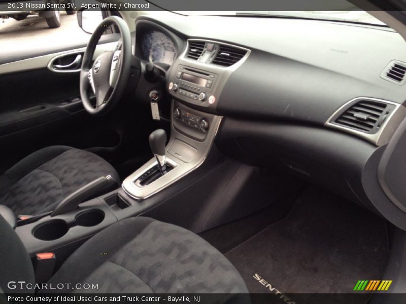 Aspen White / Charcoal 2013 Nissan Sentra SV