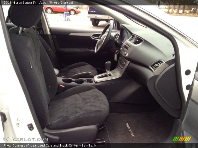 Aspen White / Charcoal 2013 Nissan Sentra SV