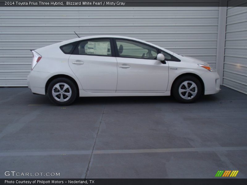  2014 Prius Three Hybrid Blizzard White Pearl