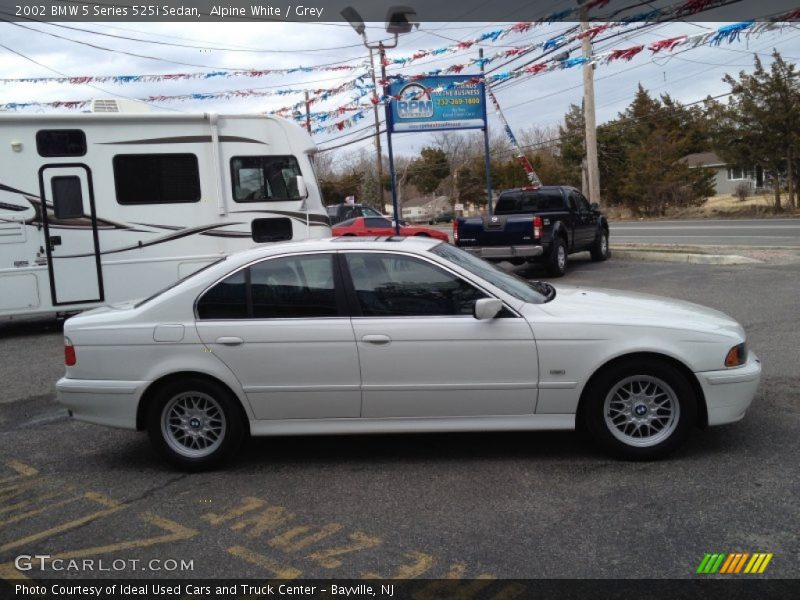 Alpine White / Grey 2002 BMW 5 Series 525i Sedan