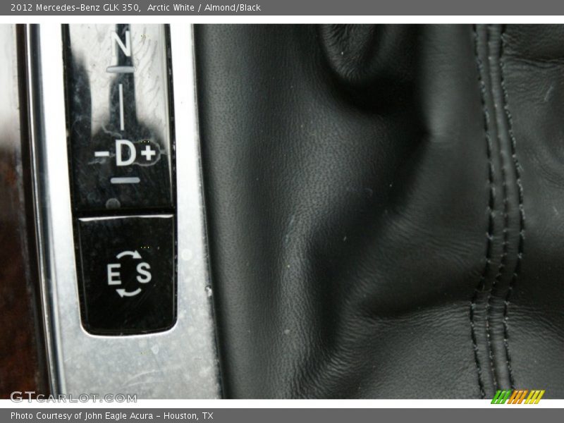 Arctic White / Almond/Black 2012 Mercedes-Benz GLK 350