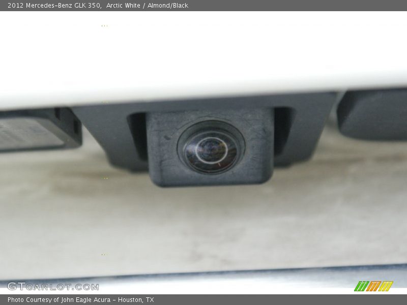 Arctic White / Almond/Black 2012 Mercedes-Benz GLK 350