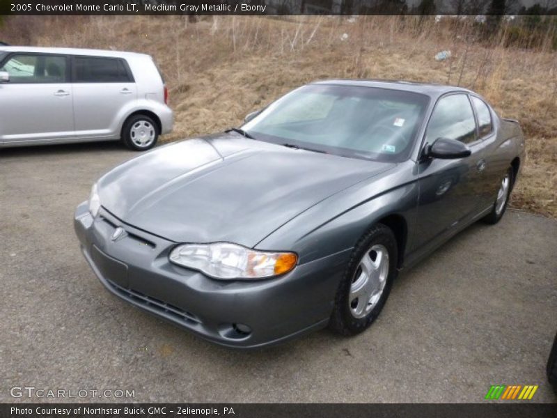 Front 3/4 View of 2005 Monte Carlo LT