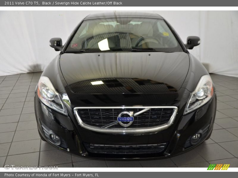 Black / Soverign Hide Calcite Leather/Off Black 2011 Volvo C70 T5
