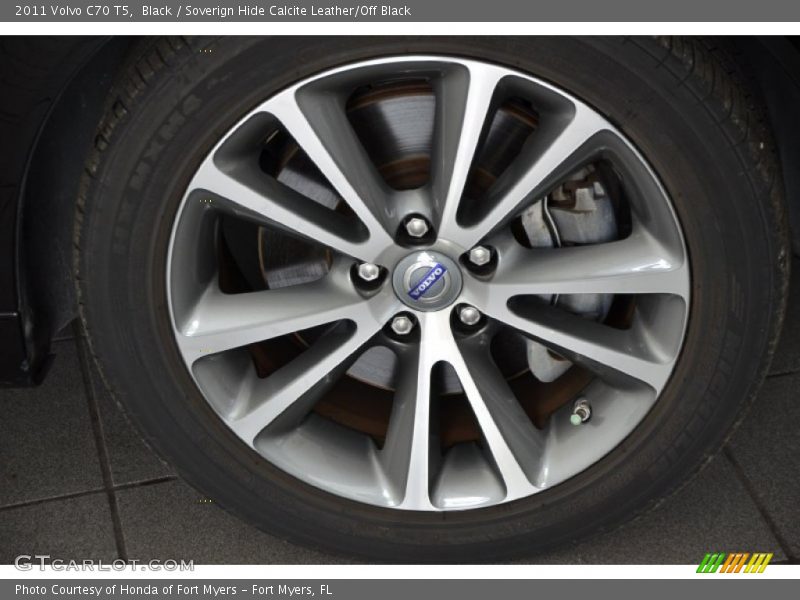 Black / Soverign Hide Calcite Leather/Off Black 2011 Volvo C70 T5