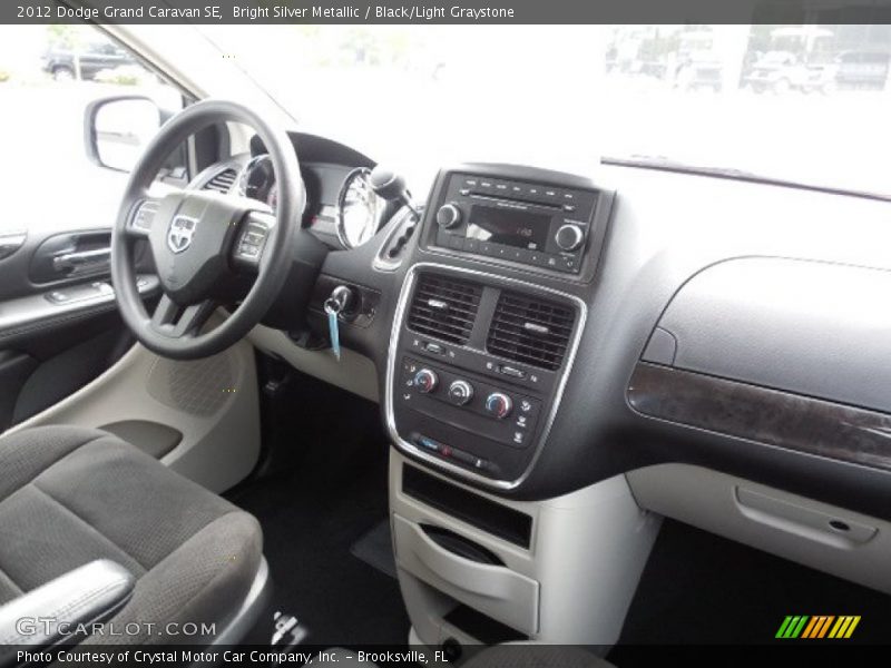 Bright Silver Metallic / Black/Light Graystone 2012 Dodge Grand Caravan SE
