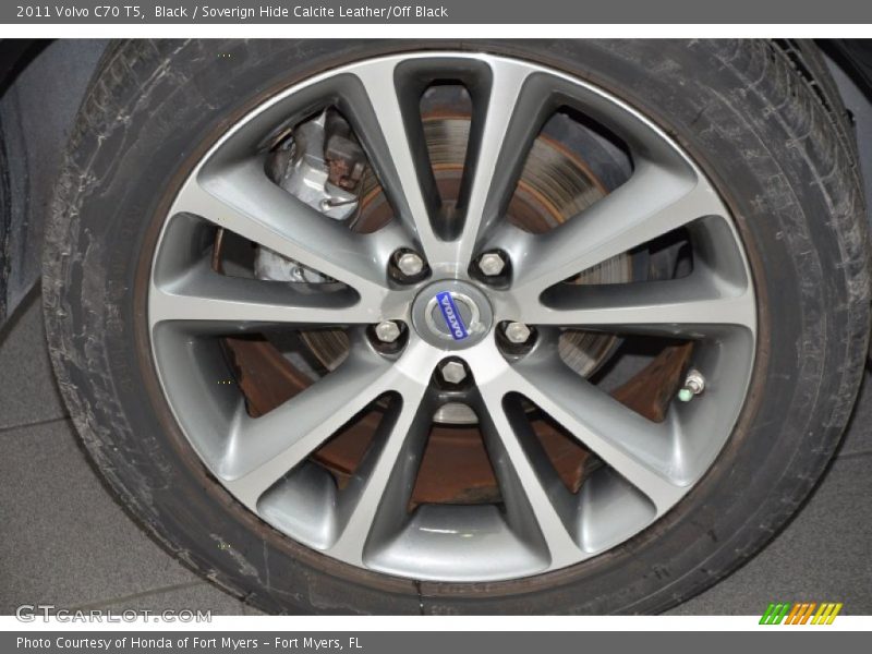 Black / Soverign Hide Calcite Leather/Off Black 2011 Volvo C70 T5