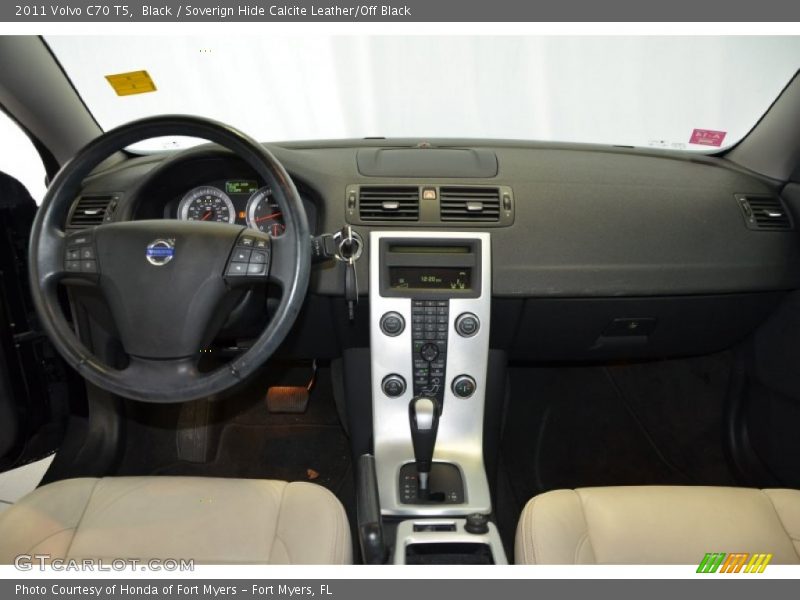 Black / Soverign Hide Calcite Leather/Off Black 2011 Volvo C70 T5