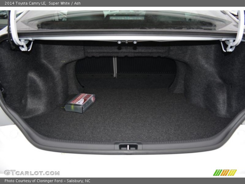 Super White / Ash 2014 Toyota Camry LE