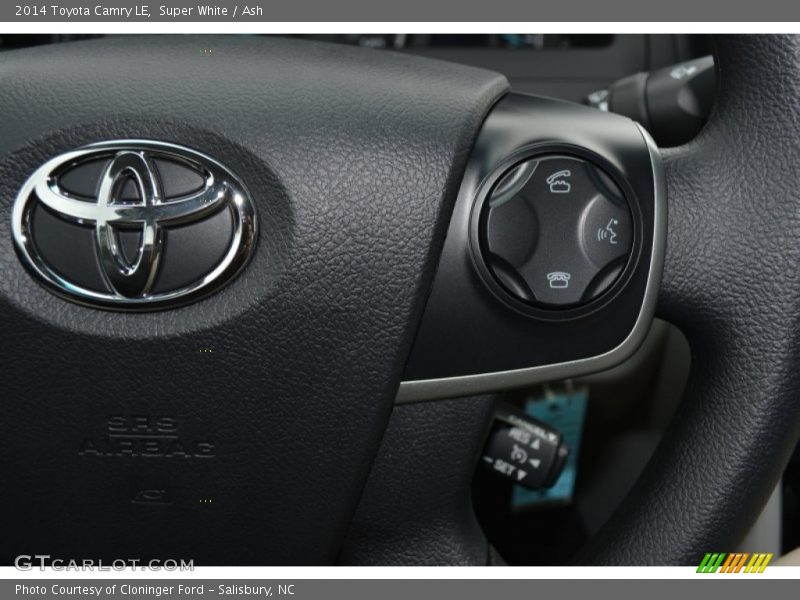 Super White / Ash 2014 Toyota Camry LE
