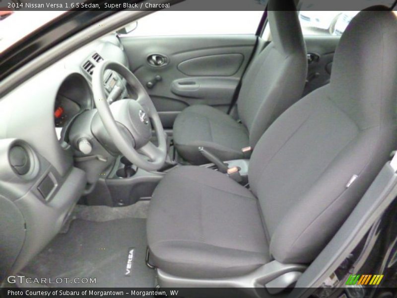 Super Black / Charcoal 2014 Nissan Versa 1.6 S Sedan