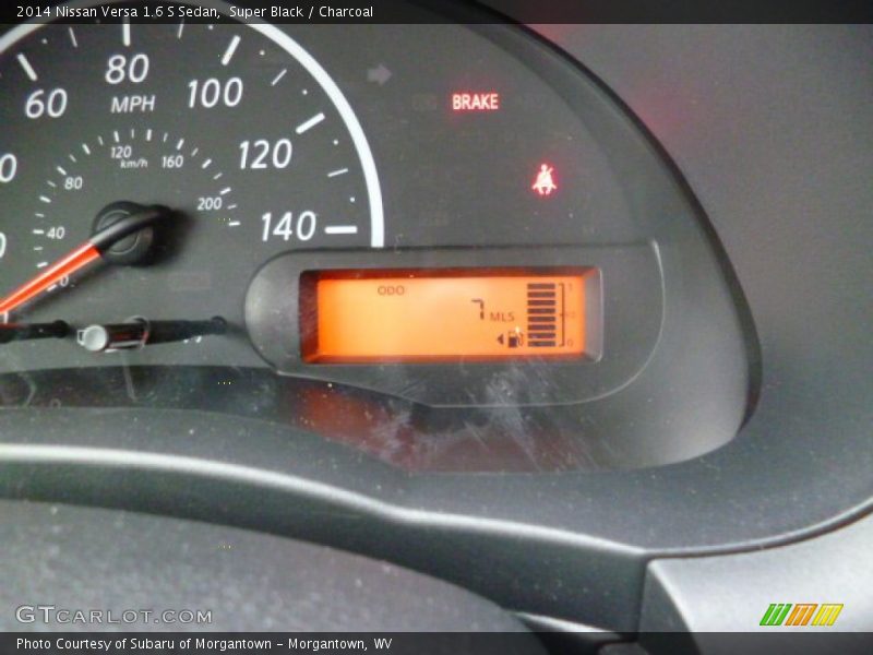 Super Black / Charcoal 2014 Nissan Versa 1.6 S Sedan