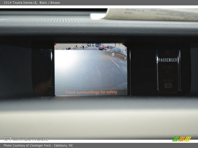Black / Bisque 2014 Toyota Sienna LE