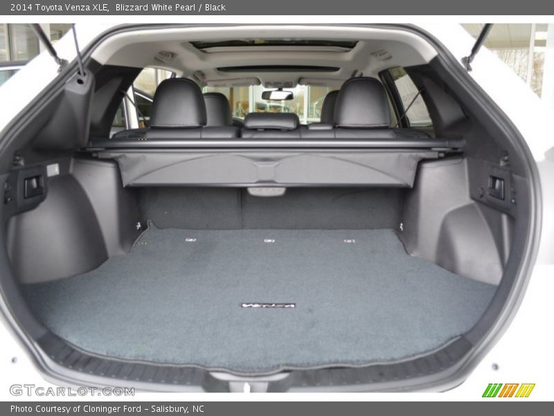 Blizzard White Pearl / Black 2014 Toyota Venza XLE