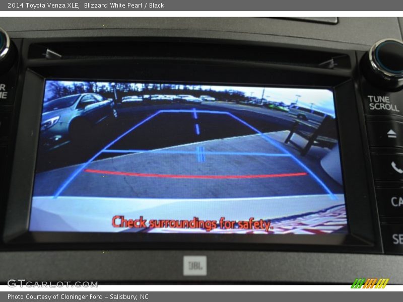 Blizzard White Pearl / Black 2014 Toyota Venza XLE