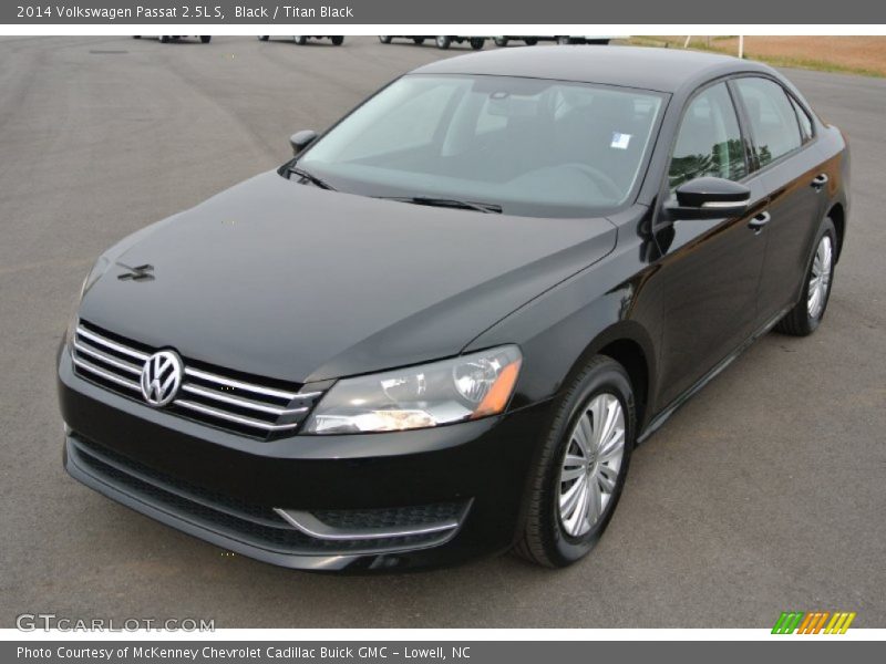 Black / Titan Black 2014 Volkswagen Passat 2.5L S