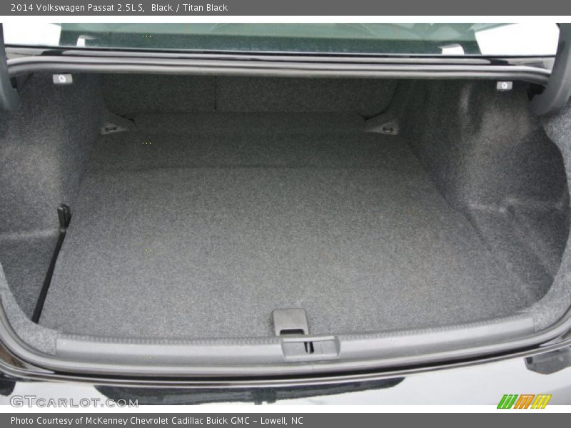  2014 Passat 2.5L S Trunk