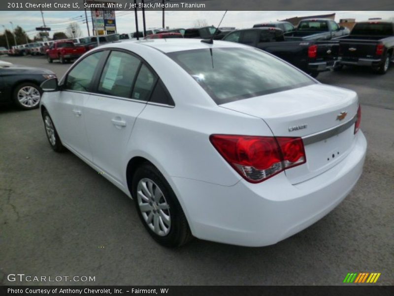 Summit White / Jet Black/Medium Titanium 2011 Chevrolet Cruze LS