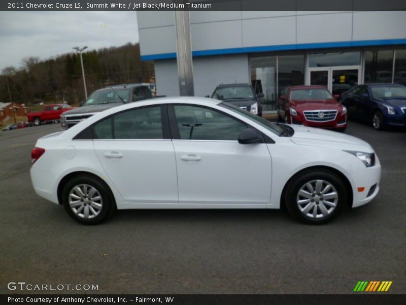 Summit White / Jet Black/Medium Titanium 2011 Chevrolet Cruze LS