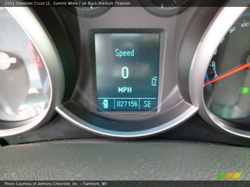 Summit White / Jet Black/Medium Titanium 2011 Chevrolet Cruze LS