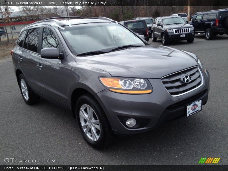 Harbor Gray Metallic / Gray 2010 Hyundai Santa Fe SE 4WD