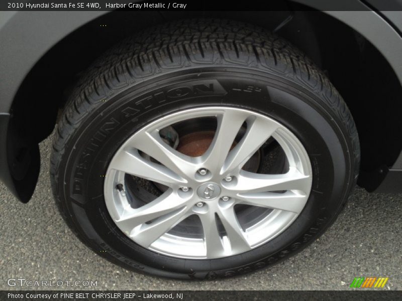 Harbor Gray Metallic / Gray 2010 Hyundai Santa Fe SE 4WD
